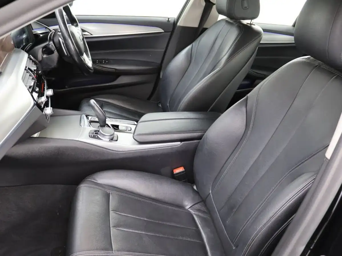 2019-bmw-5-series-20-530e-se-auto-big-25
