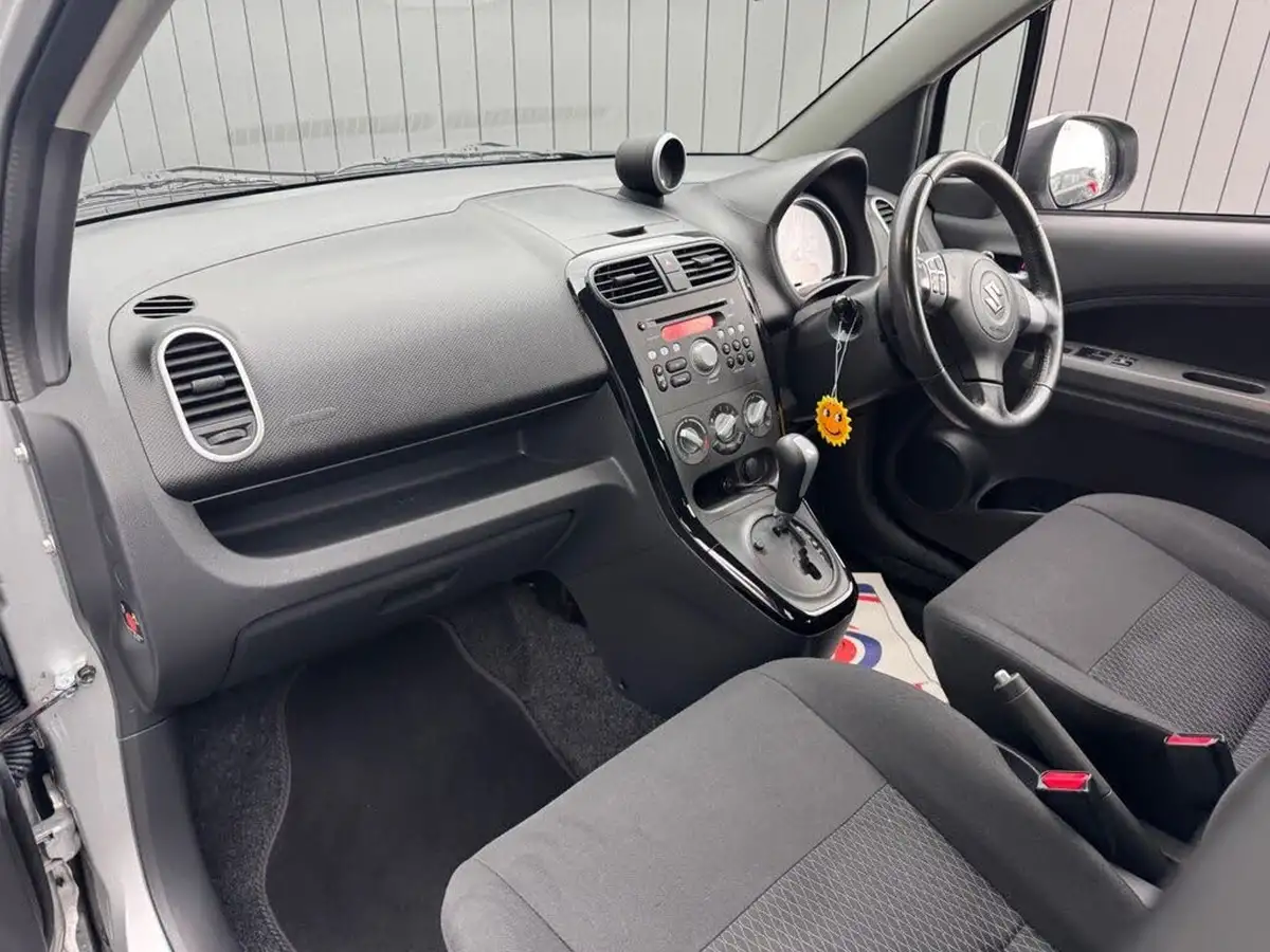 2013-suzuki-splash-12-sz4-auto-big-22