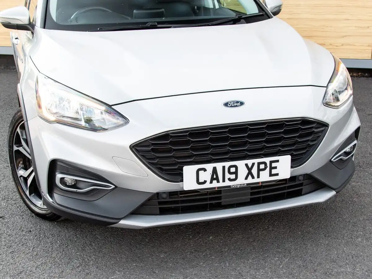 2019-ford-focus-15t-active-x-hatchback-big-9