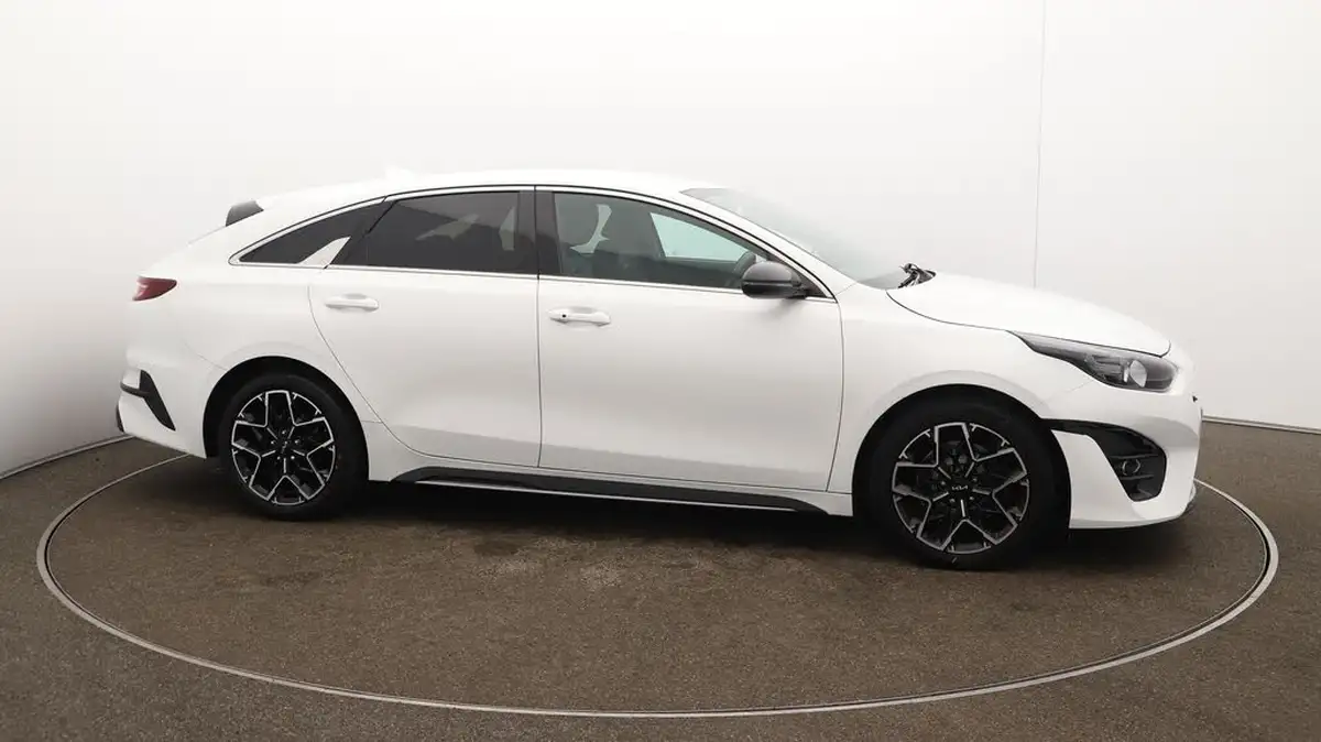 2022-kia-pro-ceed-15-t-gdi-gt-line-big-49