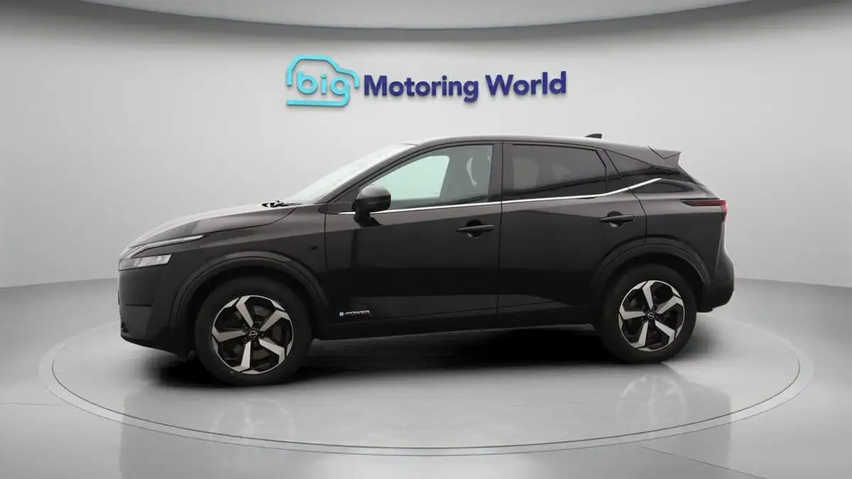 2022-nissan-qashqai-15-n-connecta-big-4