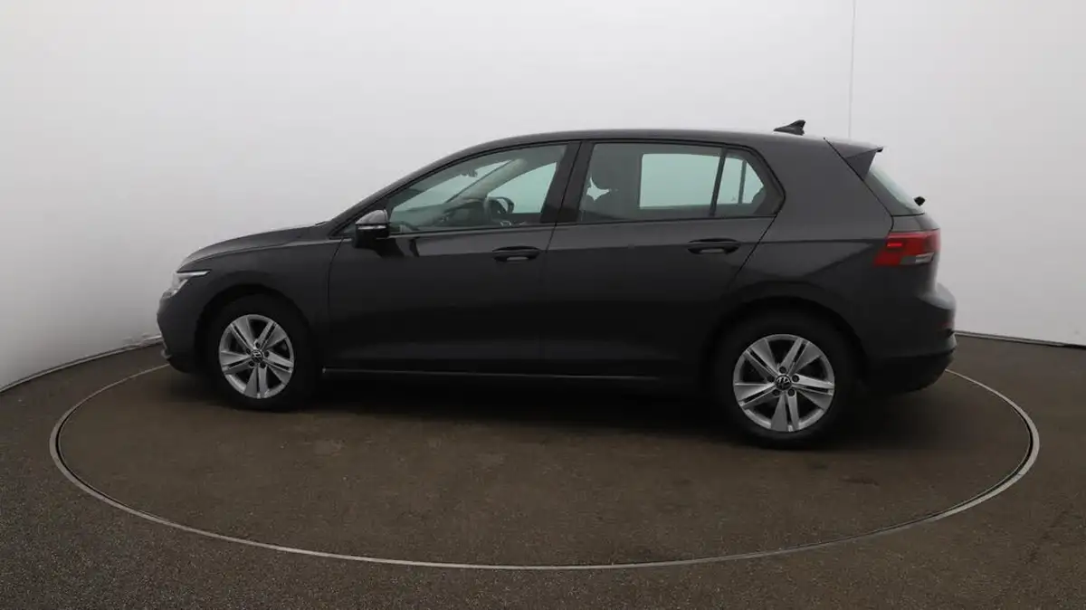 2022-volkswagen-golf-20tdi-life-hatchback-big-57