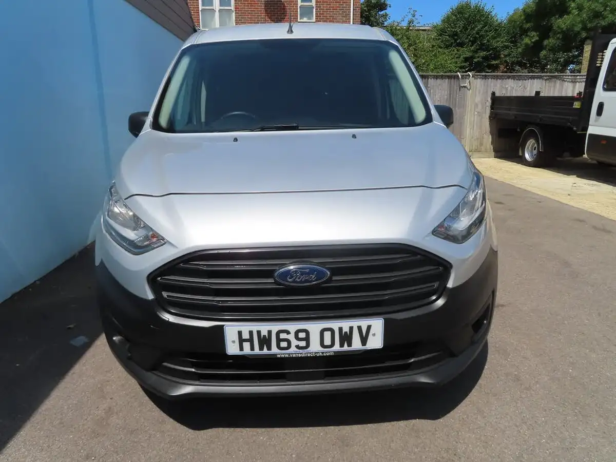 2020-ford-transit-connect-big-16