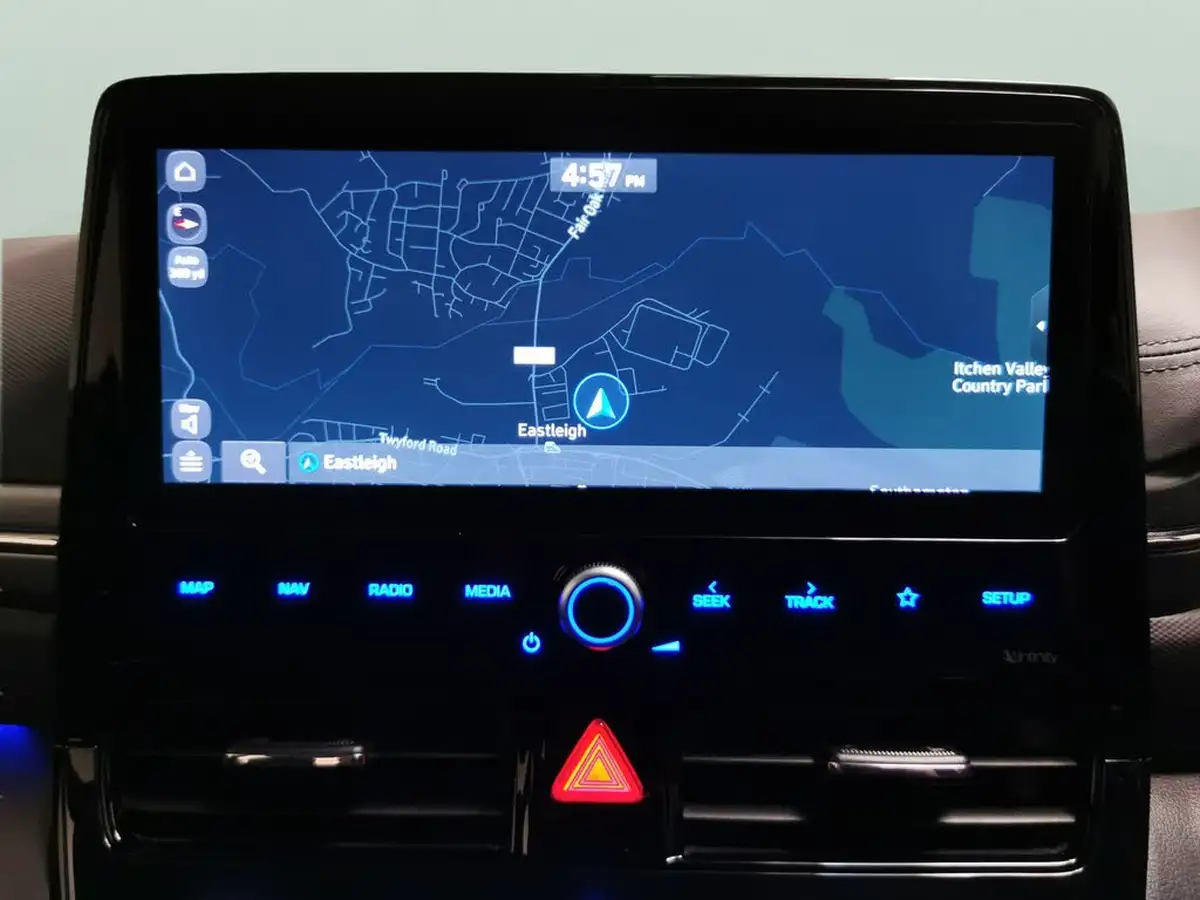 2021-hyundai-ioniq-e-premium-electric-100kw-big-7