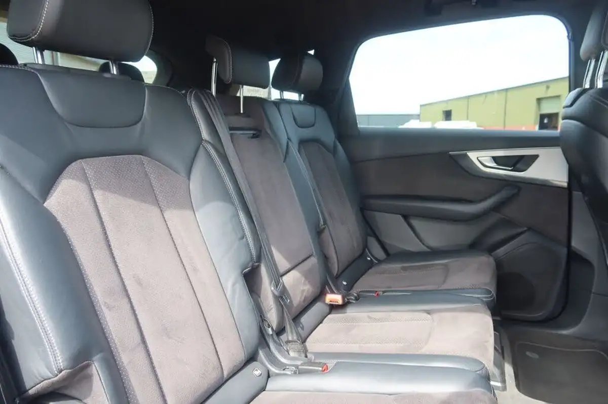 2018-audi-q7-30tdi-quattro-s-line-218ps-big-15