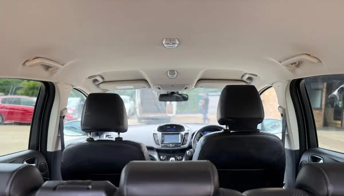 2014-ford-kuga-20tdci-titanium-140ps-big-19
