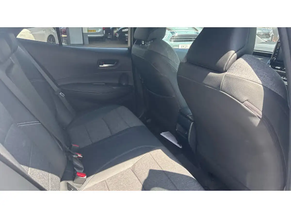 2021-toyota-corolla-18-vvt-i-design-spare-wheel-hatchback-5d-big-12