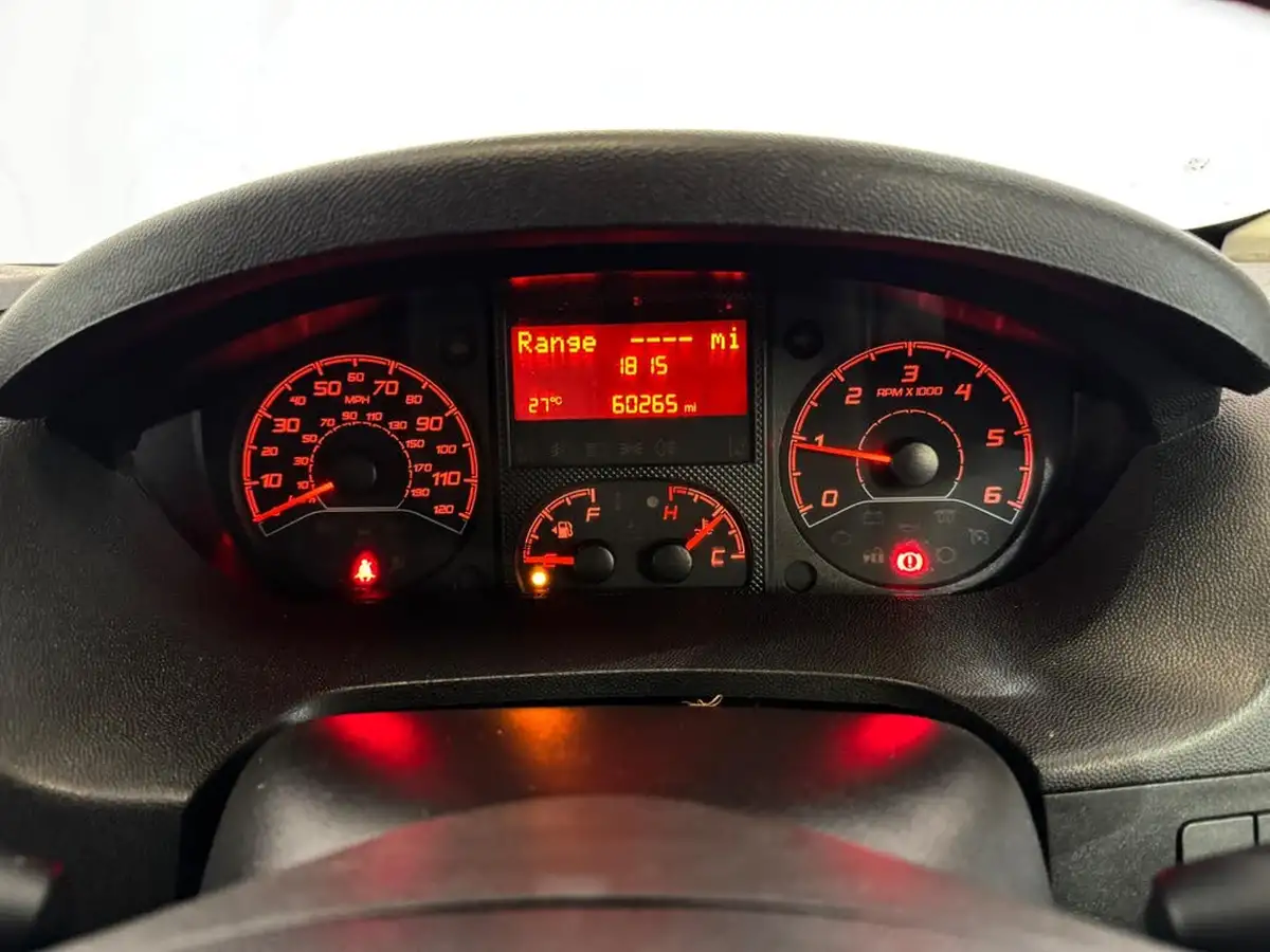2020-citroen-relay-22bluehdi-35-l2h2-enterprise-big-18