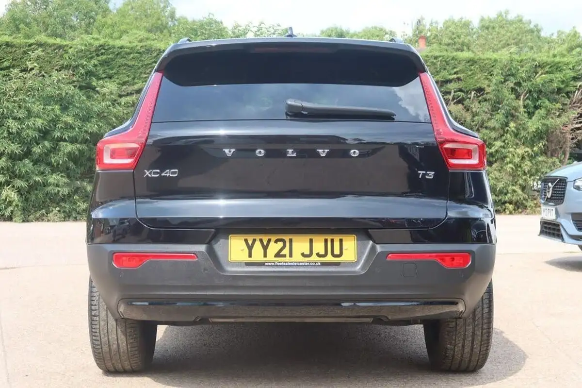 2021-volvo-xc40-15-t3-r-design-161bhp-big-6