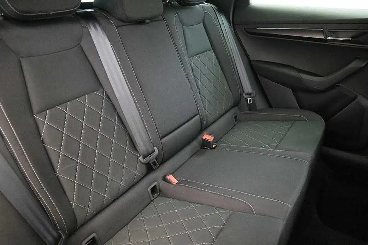 2024-skoda-karoq-15-tsi-sportline-big-8