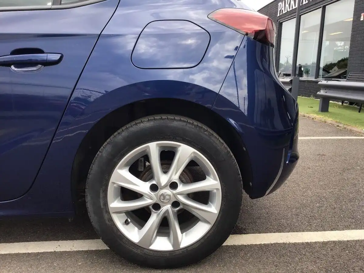2020-vauxhall-corsa-12i-se-premium-big-8