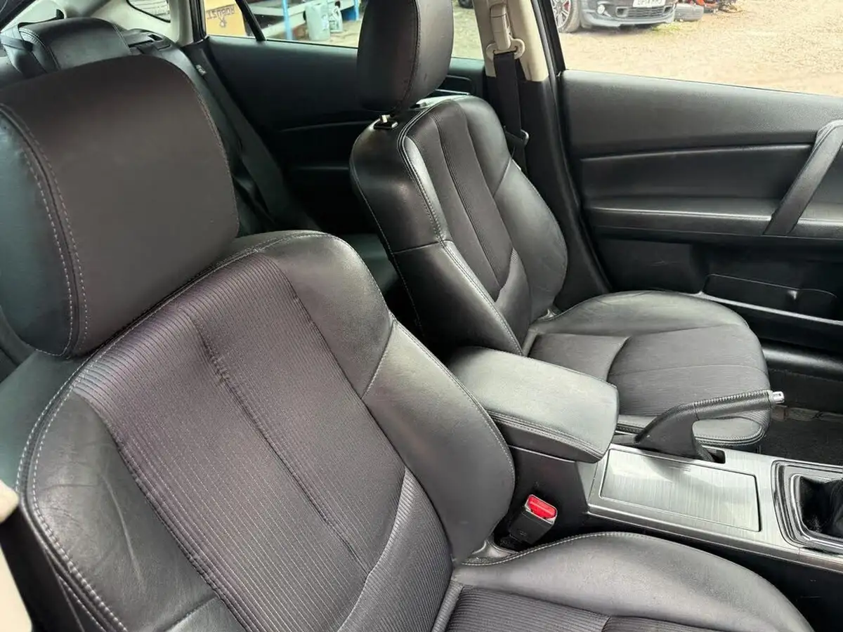 2012-mazda-mazda6-22td-venture-hatchback-big-25