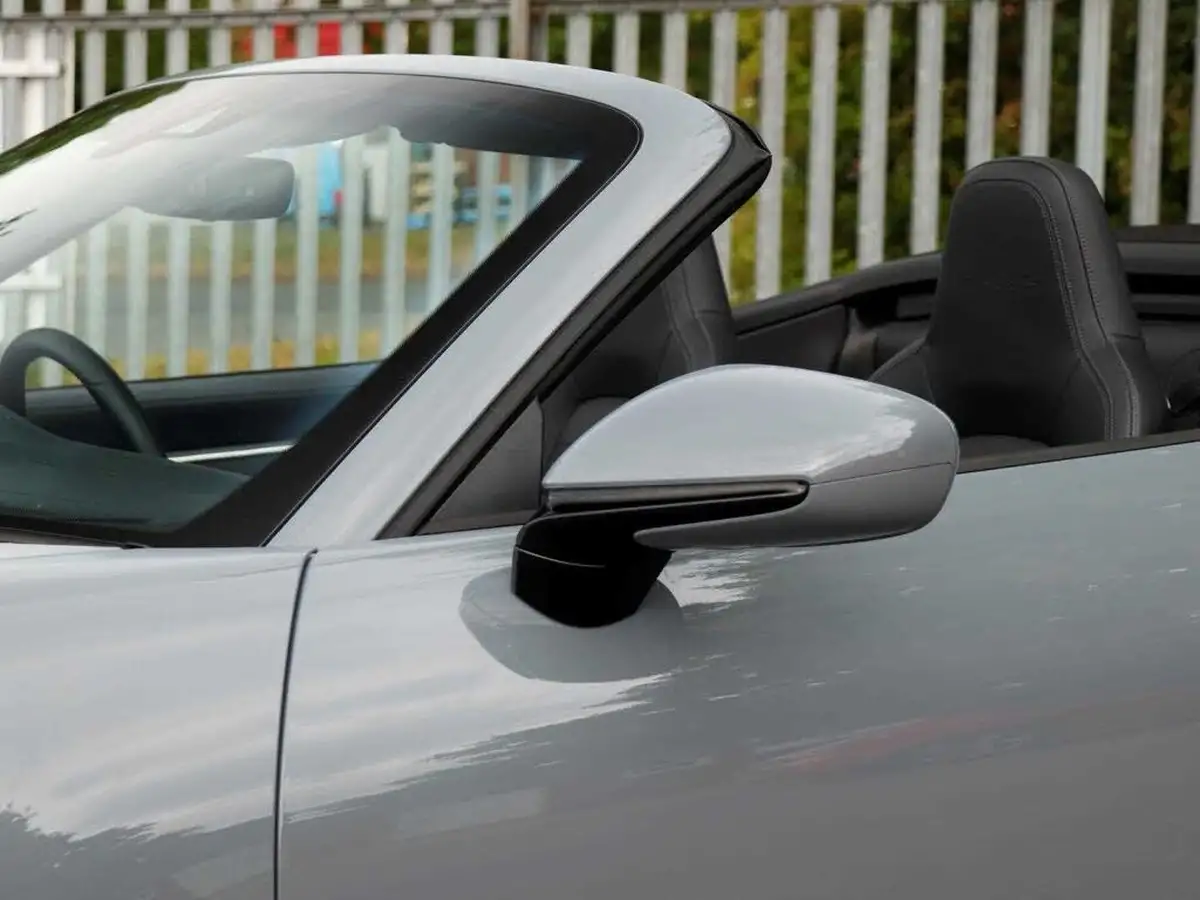 2024-porsche-911-38-turbo-s-awd-turbo-cabriolet-big-33