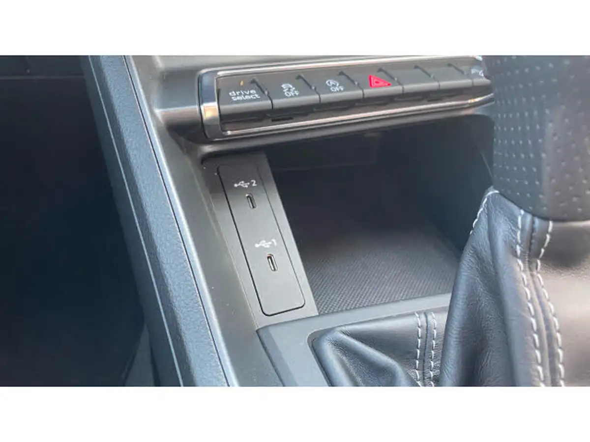 2021-audi-q3-20-35-tdi-s-line-station-wagon-quattro-tronic-big-54