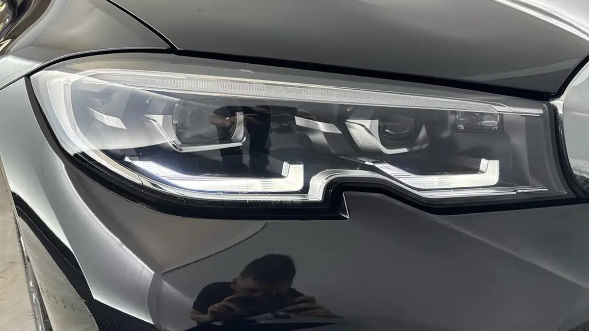 2021-bmw-3-series-20-318i-m-sport-saloon-4d-big-27