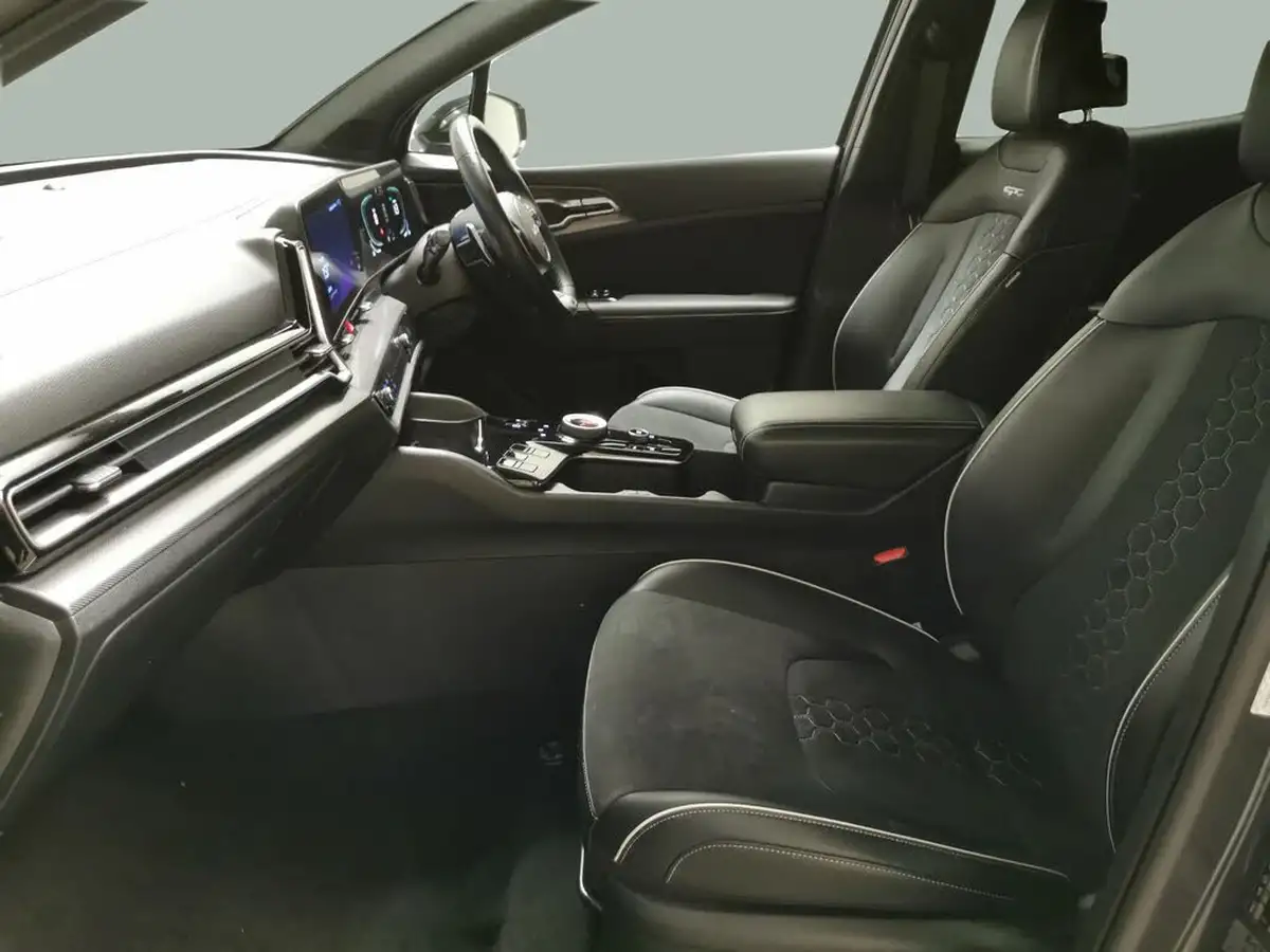 2022-kia-sportage-16-t-gdi-gt-line-226bhp-hev-1598cc-auto-big-3
