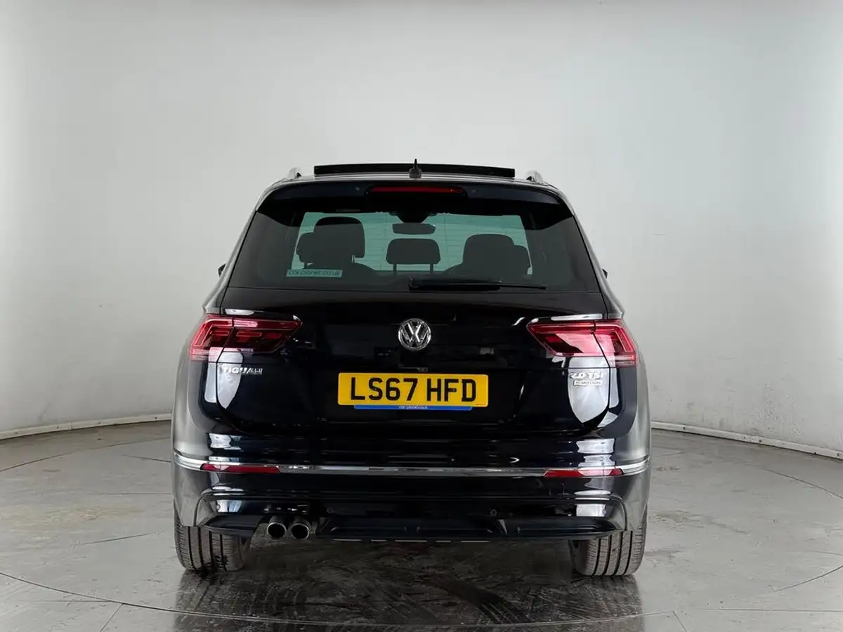 2017-volkswagen-tiguan-20-tsi-r-line-dsg-big-7