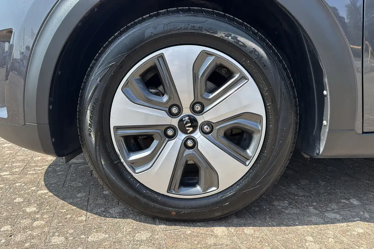 2018-kia-niro-16-gdi-2-adap-big-25