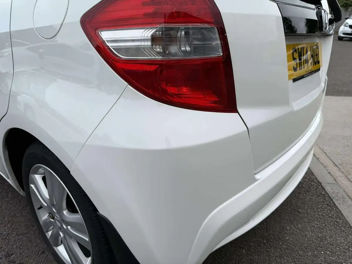 2014-honda-jazz-14-es-plus-big-28
