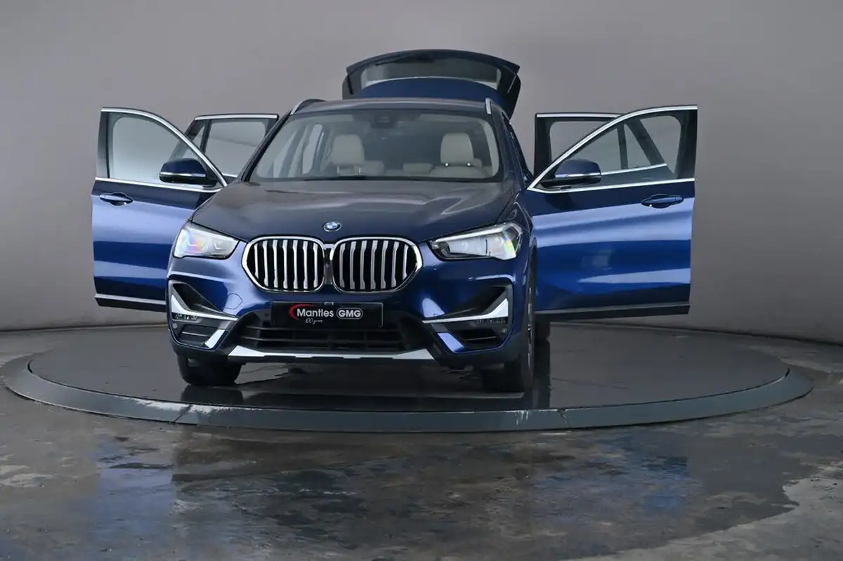 2019-bmw-x1-20-sdrive-20i-xline-sdrive-20i-big-40