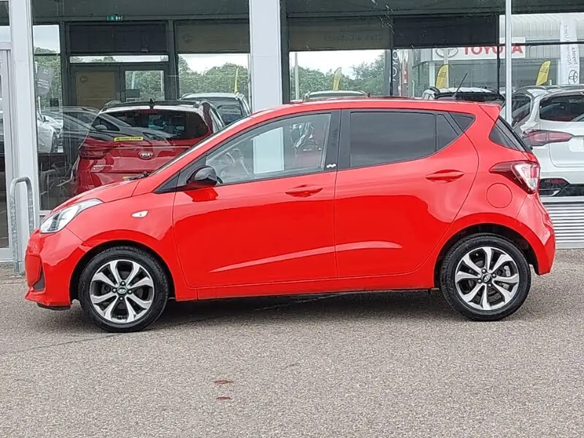 2020-hyundai-i10-10-play-big-3