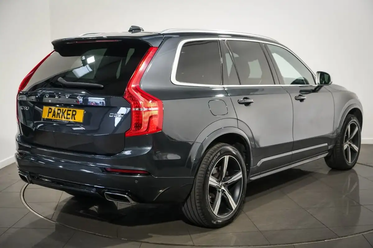 2019-volvo-xc90-20td-d5-r-design-big-1