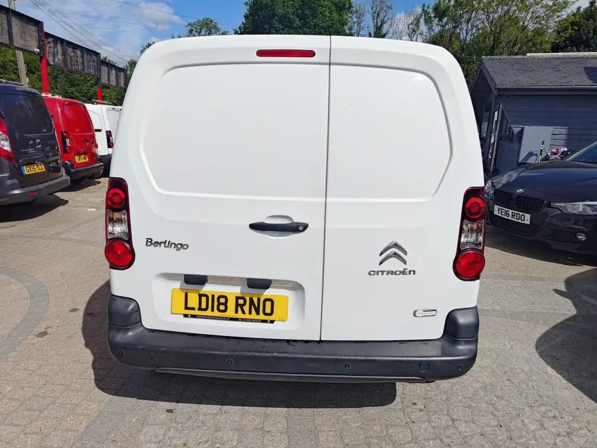 2018-citroen-berlingo-e-l1-635-lx-big-25