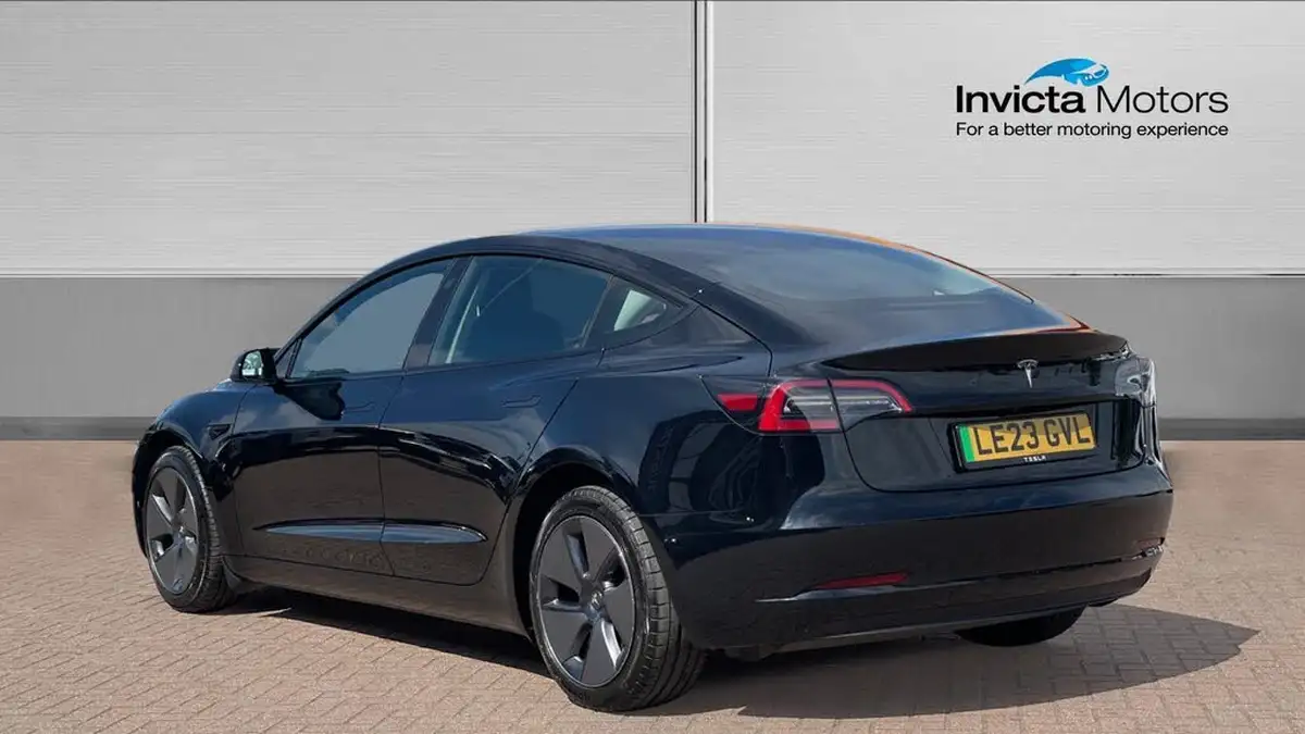 2023-tesla-model-3-e-rwd-241bhp-big-4