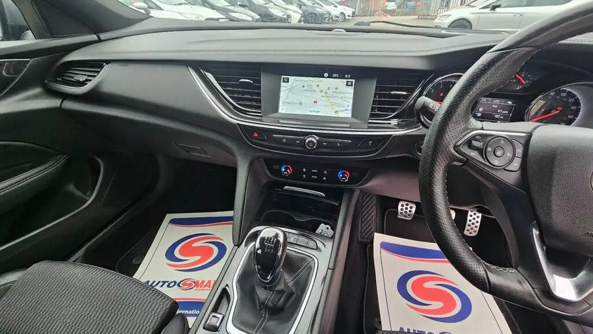 2019-vauxhall-insignia-grand-sport-15-turbo-sri-vx-line-nav-ss-big-24
