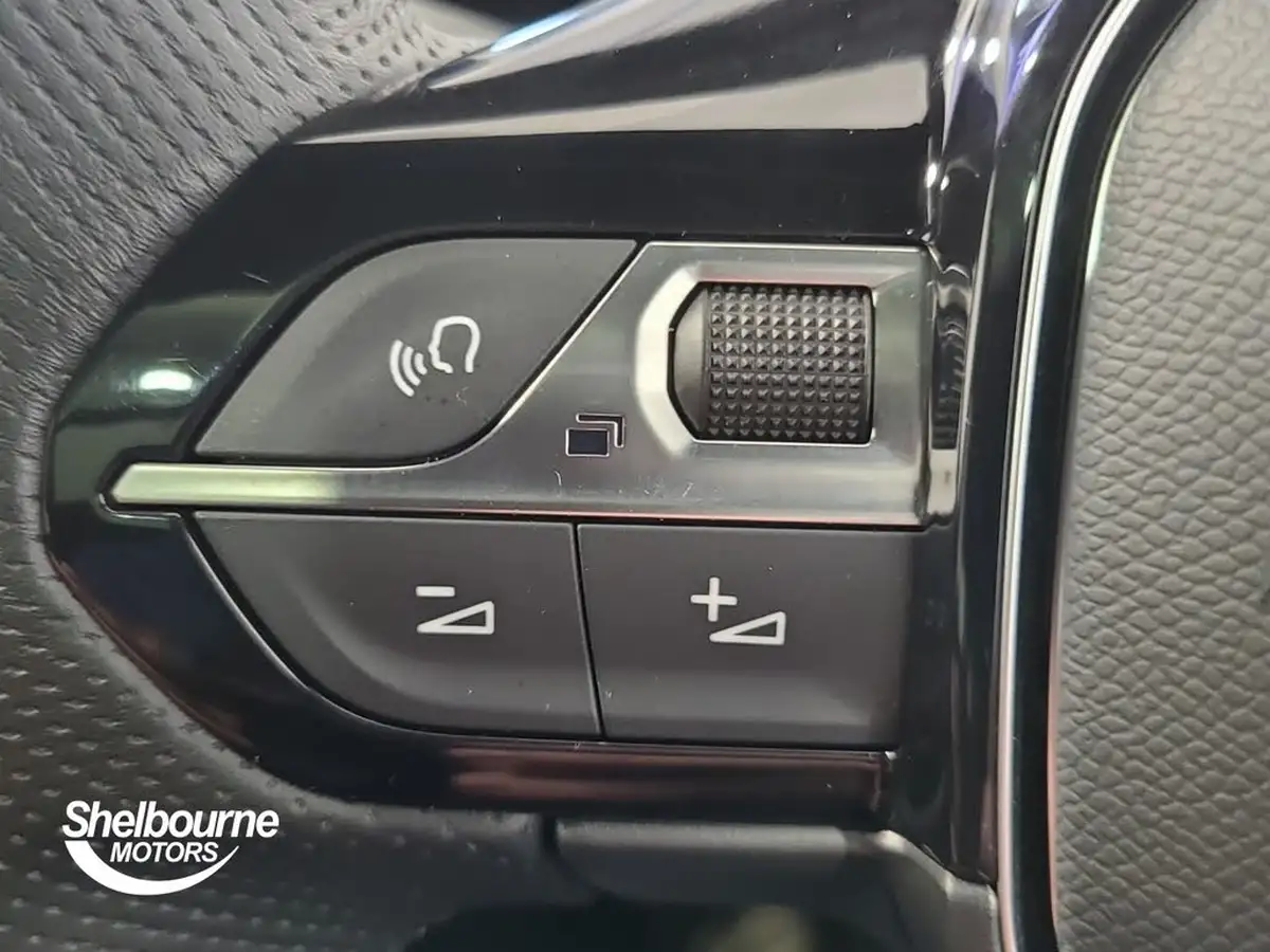 2020-peugeot-3008-suv-12-puretech-gt-line-premium-big-28