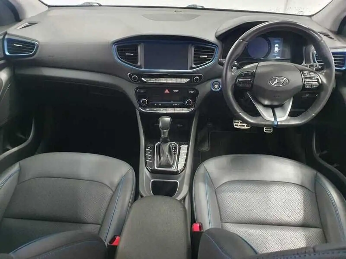 2019-hyundai-ioniq-16-gdi-premium-se-hybrid-big-10