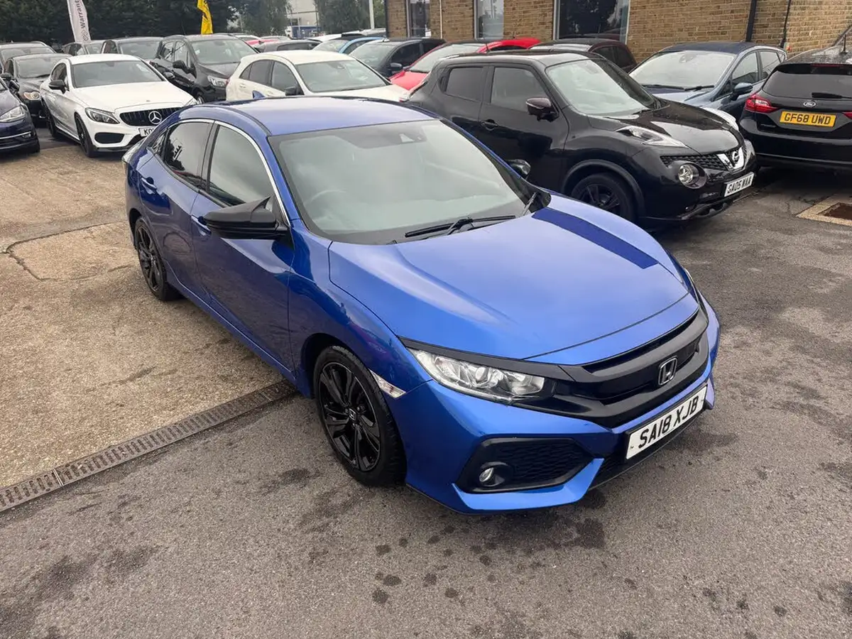 2018-honda-civic-10-vtec-turbo-sr-129ps-hatchback-5d-cvt-big-3