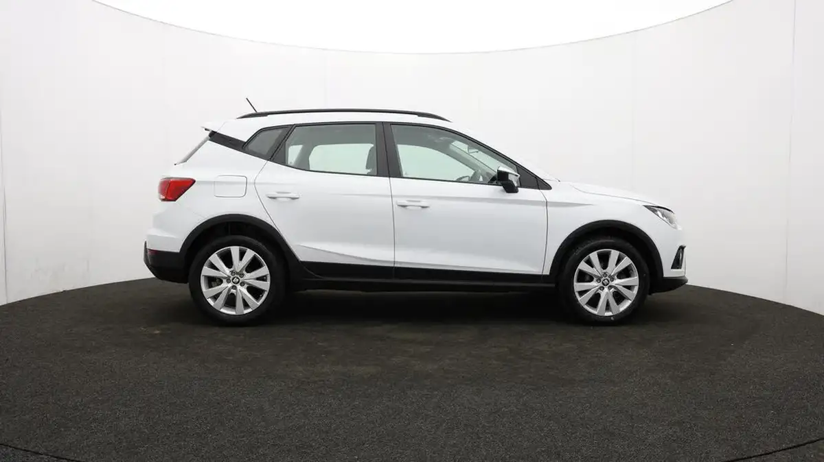 2021-seat-arona-10-tsi-se-technology-110ps-dsg-big-40