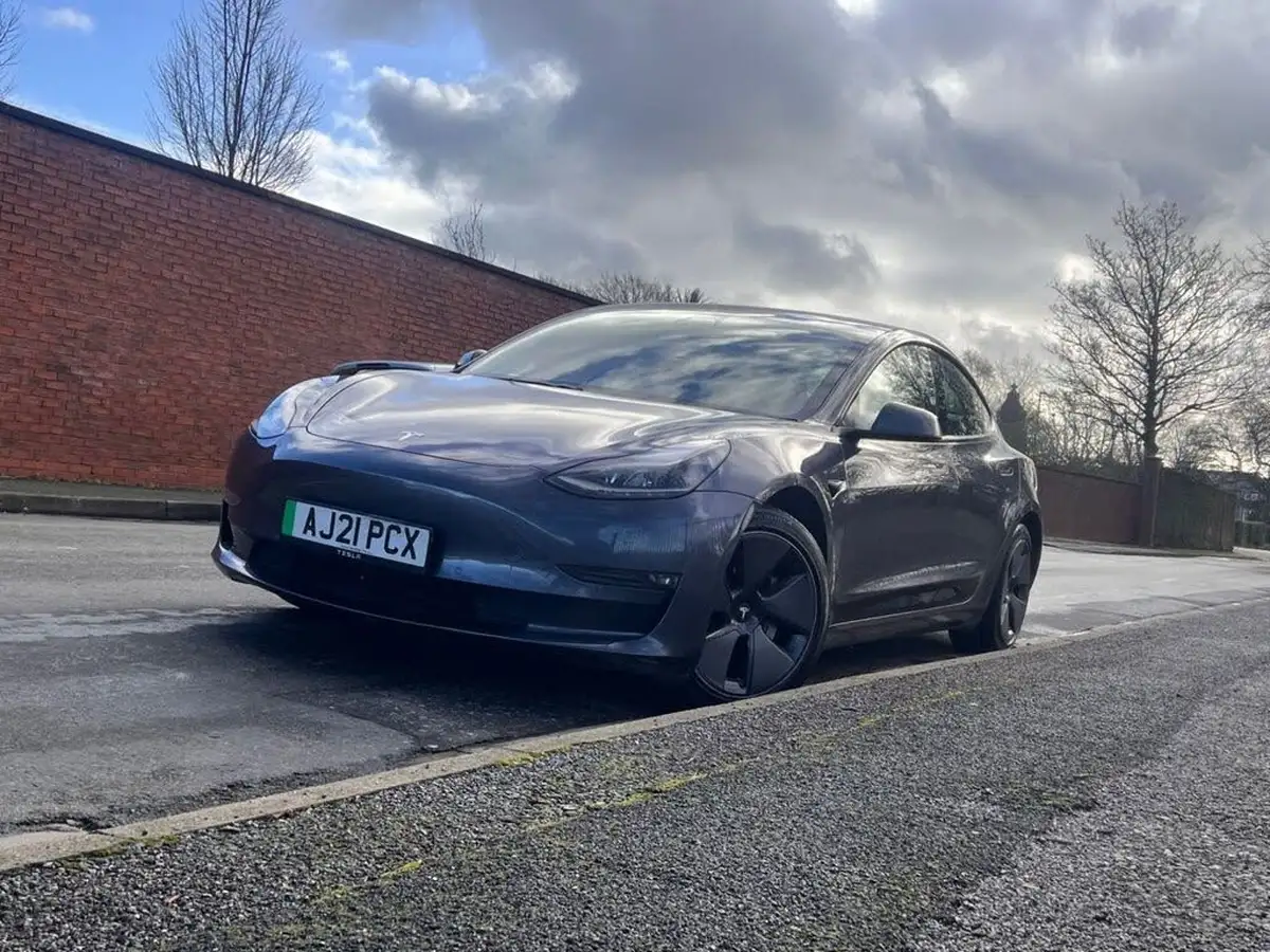 2021-tesla-model-3-e-long-range-4x4-big-2