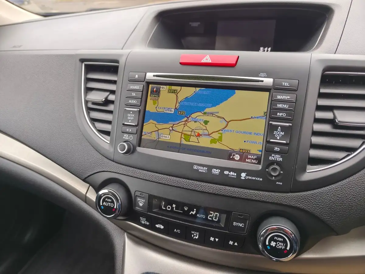 2014-honda-cr-v-16td-sr-dab-audio-big-17