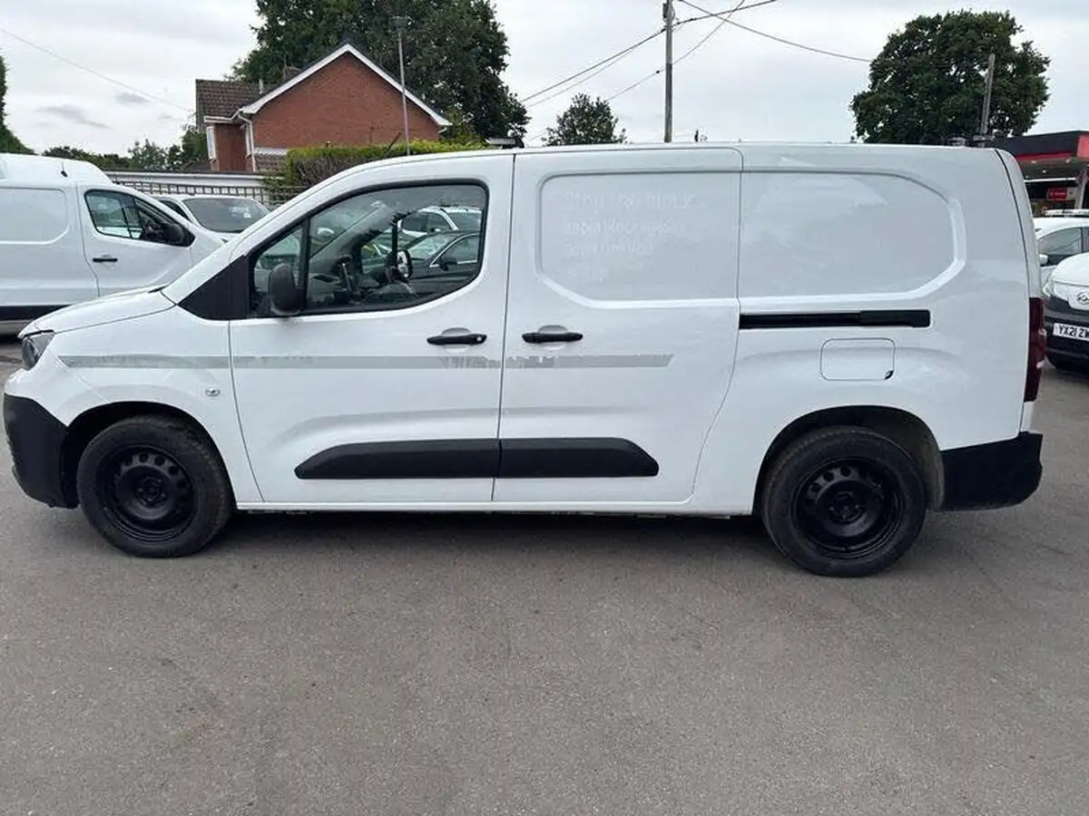 2021-peugeot-partner-15-bluehdi-950-professional-premium-100pseu6d-big-8