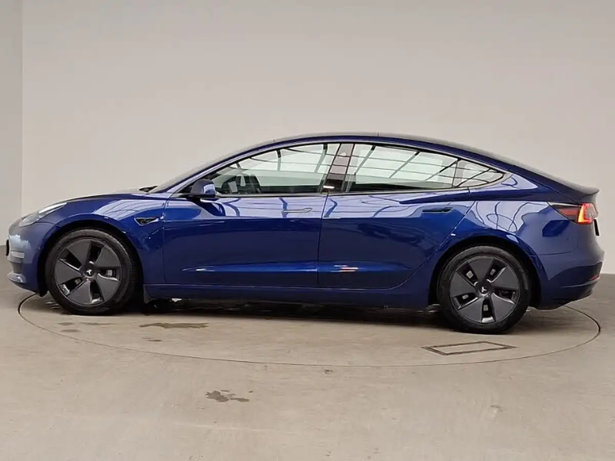 2021-tesla-model-3-e-long-range-4x4-big-3