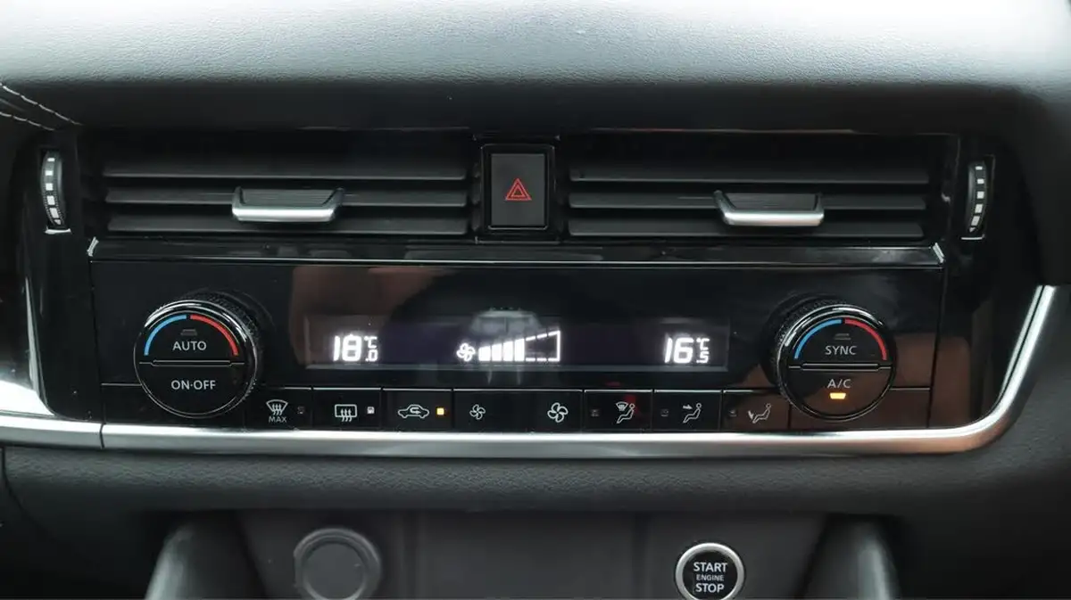 2022-nissan-qashqai-13-dig-t-n-connecta-140ps-big-12