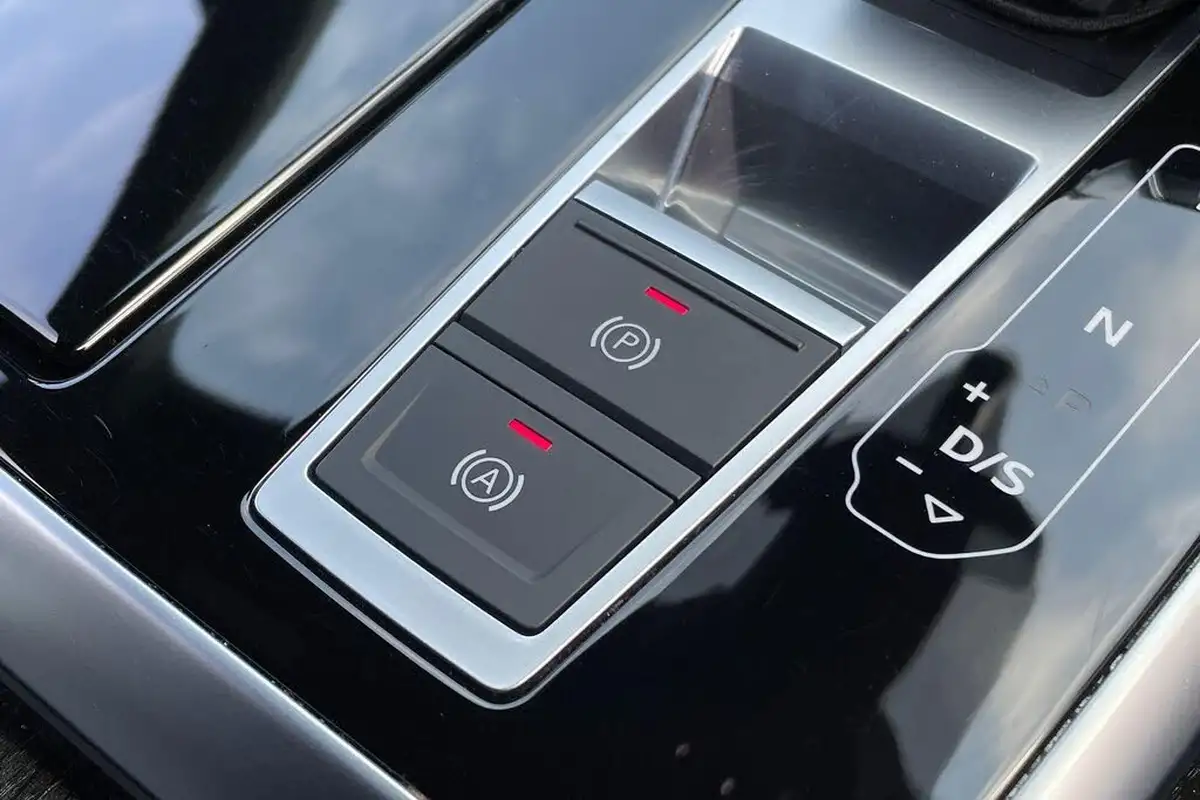 2021-audi-q7-30-50-tdi-black-edition-big-36