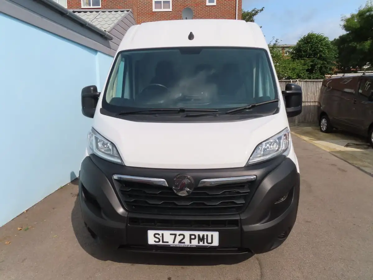 2022-vauxhall-movano-22cdti-l2-h2-3500-dynamic-big-3