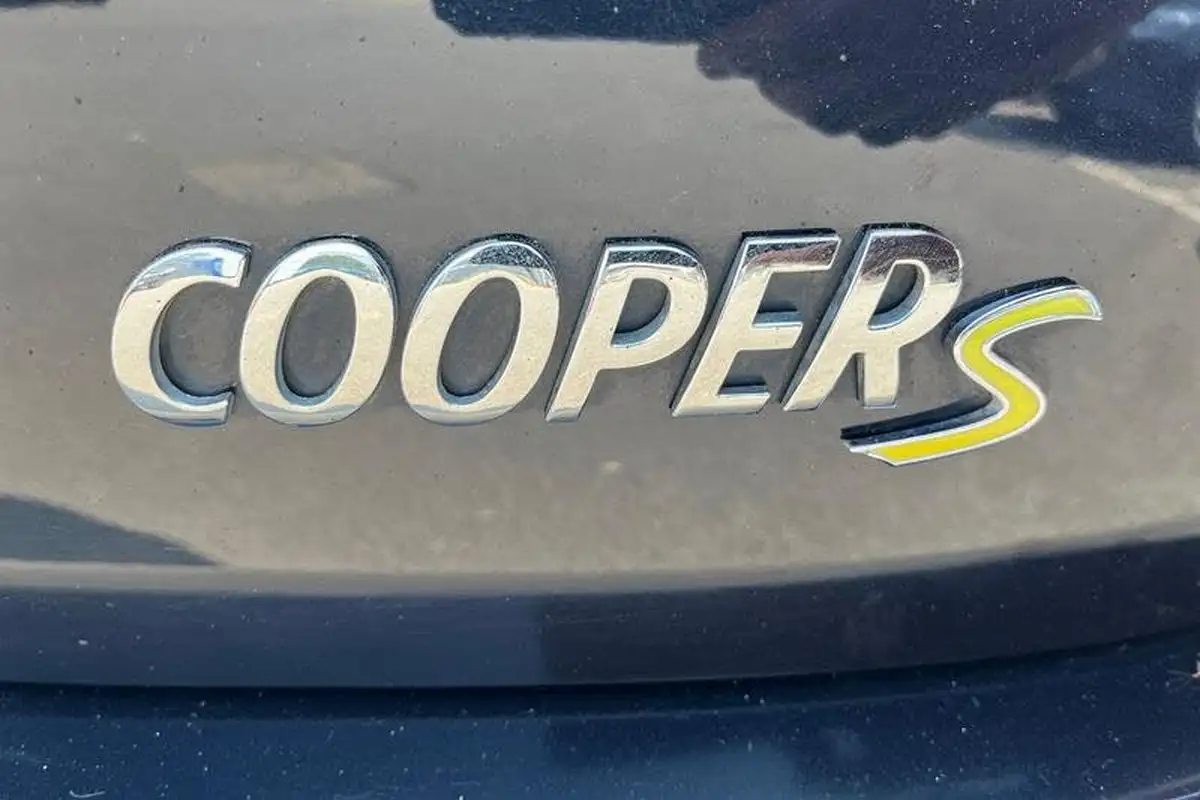 2022-mini-cooper-e-cooper-s-3-big-37