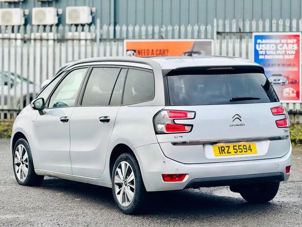 2014-citroen-grand-c4-picasso-16e-hdi-exclusive-big-7