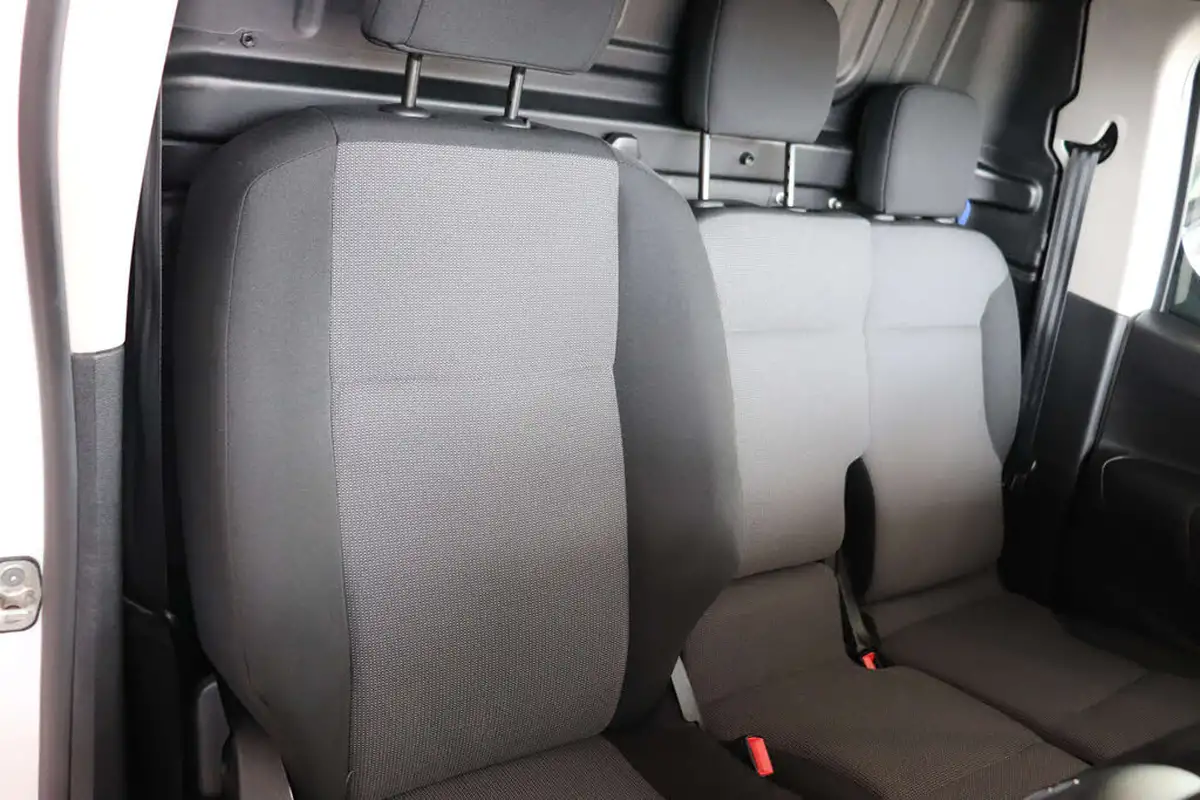 2020-citroen-berlingo-15bluehdi-1000-enterprise-100pseu6dt-e-ss-panel-big-19