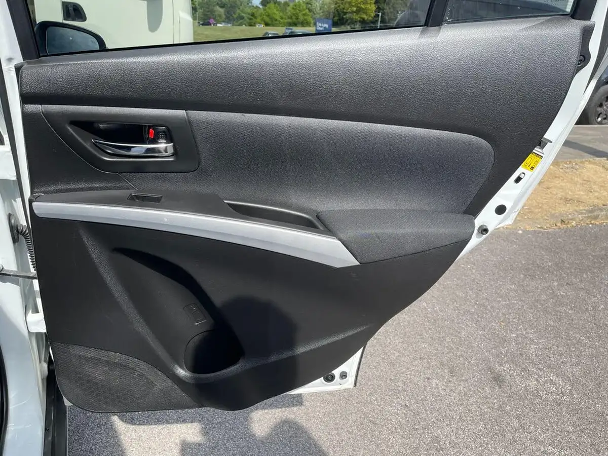 2018-suzuki-s-cross-10-boosterjet-sz-t-110ps-988cc-big-38