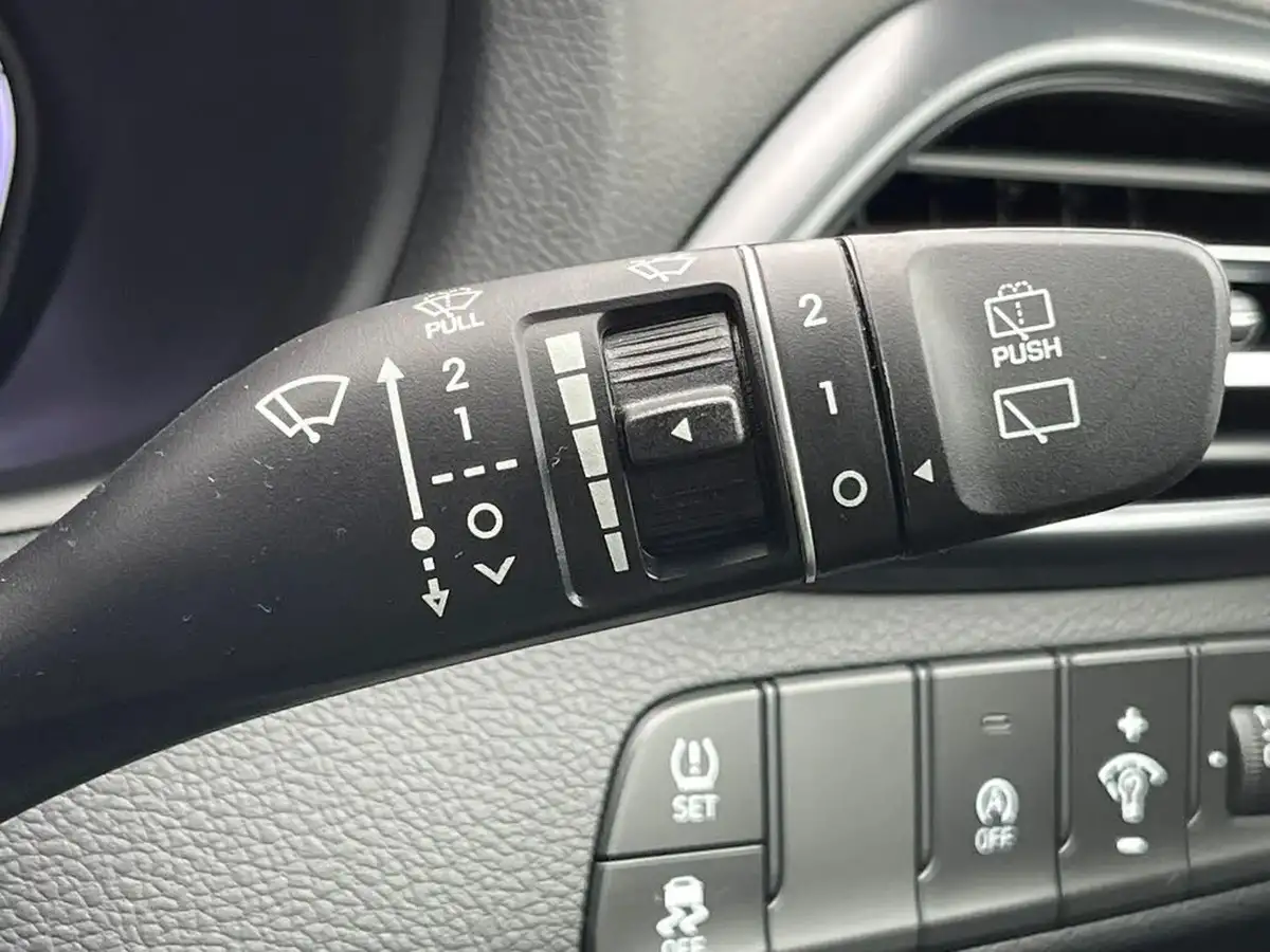 2023-hyundai-i30-15-t-gdi-n-line-hatchback-dct-big-17
