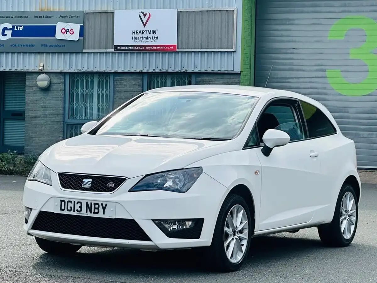 2013-seat-ibiza-20td-fr-143-cr-sportcoupe-hatchback-3d-big-3