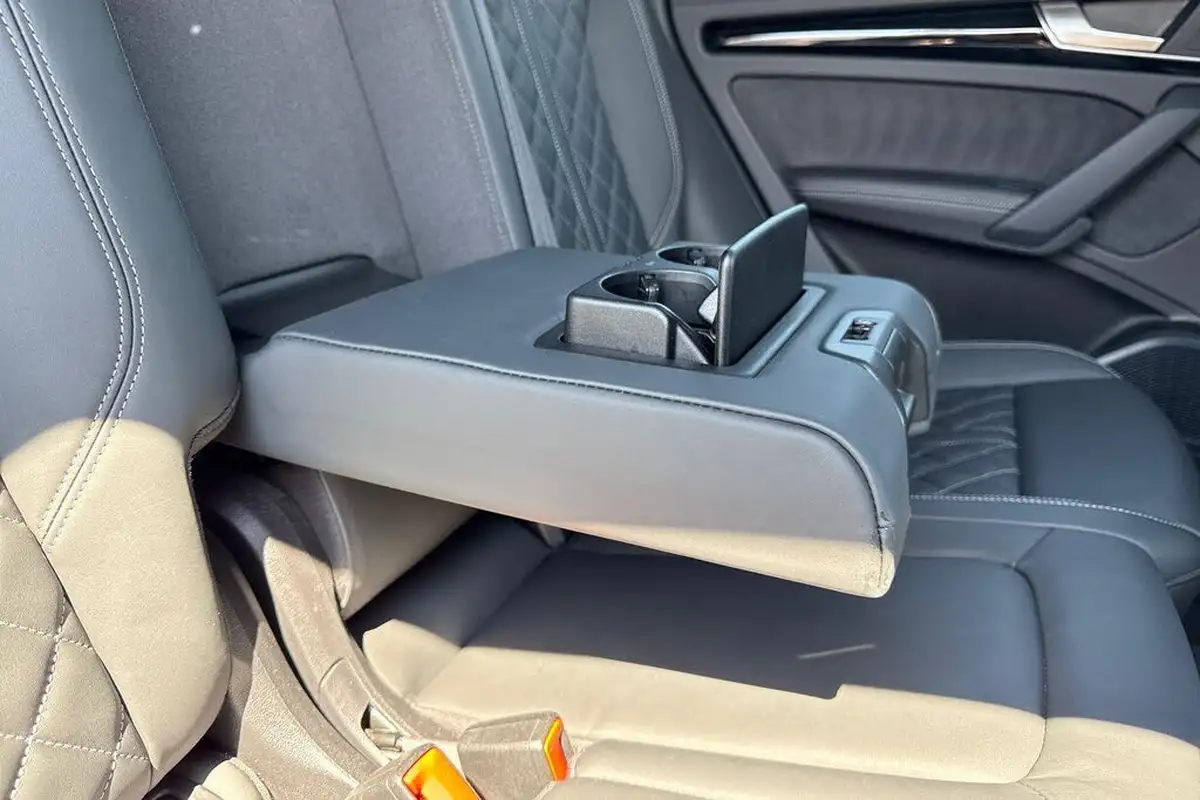 2022-audi-q5-20-45-tfsi-edition-1-sportback-big-41