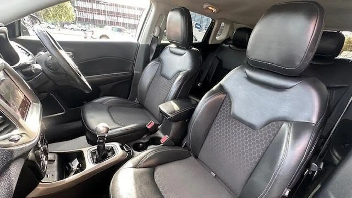 2018-jeep-compass-14-multiair-ii-longitude-big-15