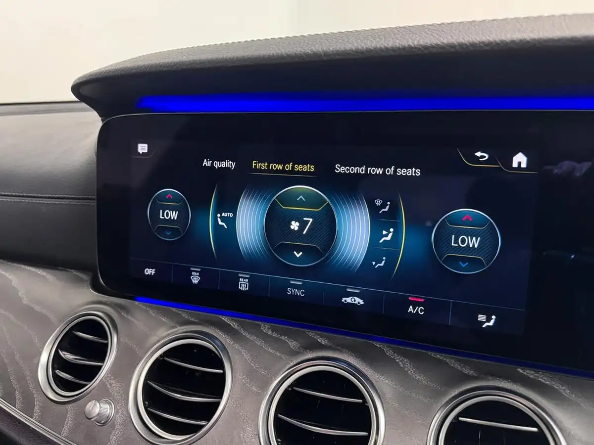 2021-mercedes-benz-e-class-20d-e220d-amg-line-night-edition-premium-plus-saloon-4d-big-48