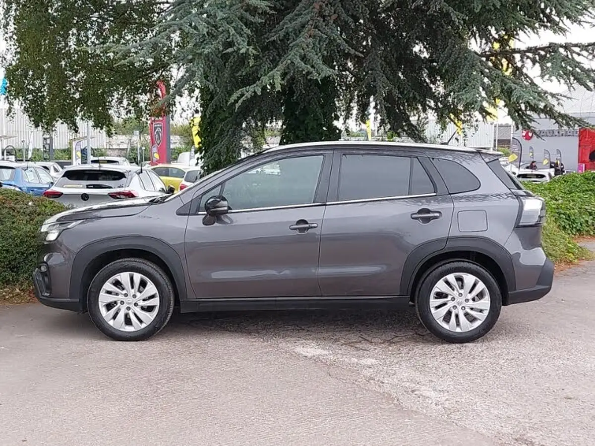 2023-suzuki-s-cross-14-boosterjet-motion-big-3